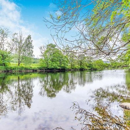3 Bedroom Luxury Home, Hot Tub, Stunning Views Of Killin, Sitting On The River Dochart Exterior foto