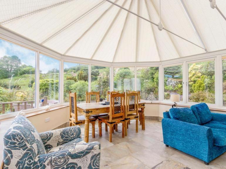 3 Bedroom Luxury Home, Hot Tub, Stunning Views Of Killin, Sitting On The River Dochart Exterior foto