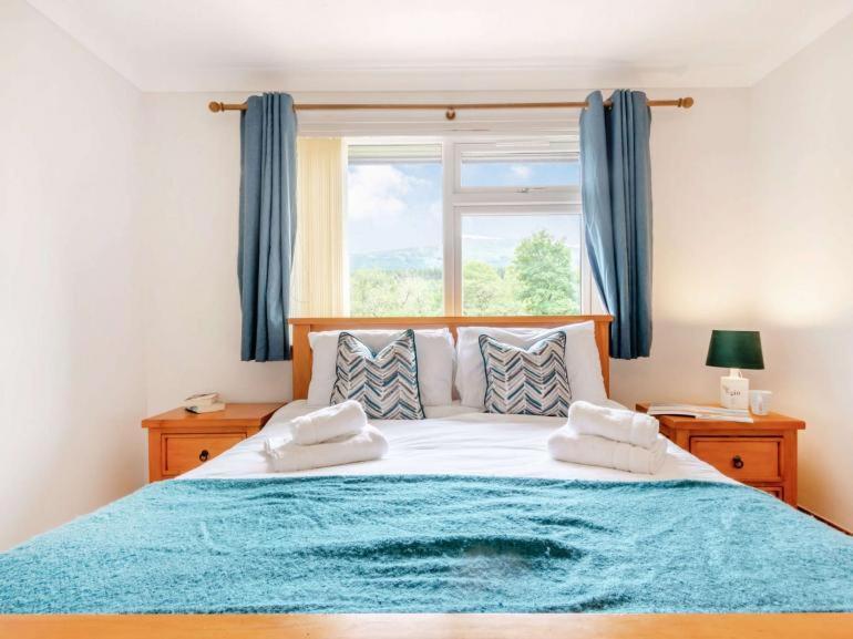 3 Bedroom Luxury Home, Hot Tub, Stunning Views Of Killin, Sitting On The River Dochart Exterior foto